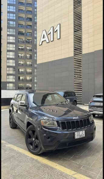 سلام عليكم 
للبيع او مراوس حسب القناعة 
جيب كراند شيروكي 
رقم بغداد باسمي الجديد هزه جديده
موديل : 2014 
فئه : لمتدد 
وارد : امريكي 
ماشيه : 100 الف حقيقي 
مواصفات السيارة : فول 1/1
صندوك كهرباء ، ماوس تحكم وضعيات ، سلايد ، بصمة تشغيل عن بعد ، شاشه كبيره ، كامره خلفيه دوارة ، حساسات ، داخل جلد ، كشنات كهرباء ، كشنات هيتر 
خزن ميموري وضع كشن
" باقي مواصفات الجيب المعروفة
كير مكينة حدادية تبريد بشرط 
تخم تاير جديد 
حدادية جديدة 
سعر , 185
مكان السيارة : حي الجهاد 
رقم الهاتف : 
***********
