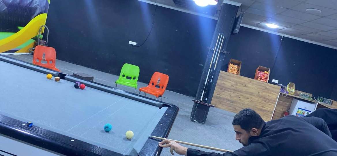 بلیاردی کانی ئەم دوکانە بۆ فرۆشتنە 
بای ٩٥ گڵایەو مەعمەلە 
***********
نونیشان کەلارئاوارەکان بەرامبەر مۆتەخانەی شایەن كالار, السليمانية
