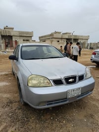 اوبتر 2004 سيارة وضع شريكه فقط يم قبغ بنزين شبر بي صبغ بس وباقي كله شر...