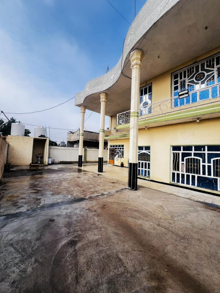 السلام عليكم بيت البيع منطقة الخنساء 
مساحه 650 متر الاستفسار 
***********
