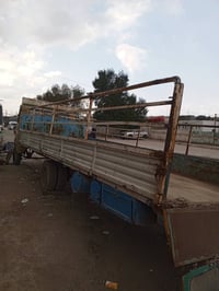 بدي مارسدس بزون الطول سته وربع عرض مترتين ونص للبيع السعر عشر ورقات وب...