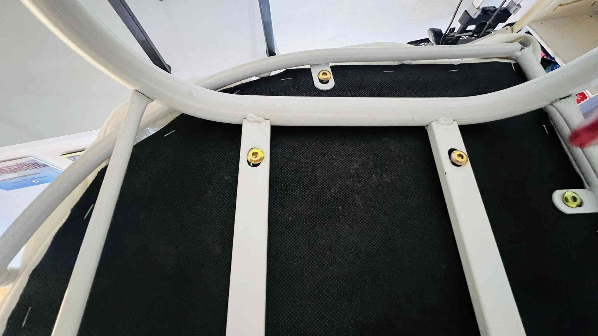 كرسي درجة اولى 
سعر 85 الف مع توصيل 
جديد مغلف 
بالكارتون 
واتس اب 
***********
