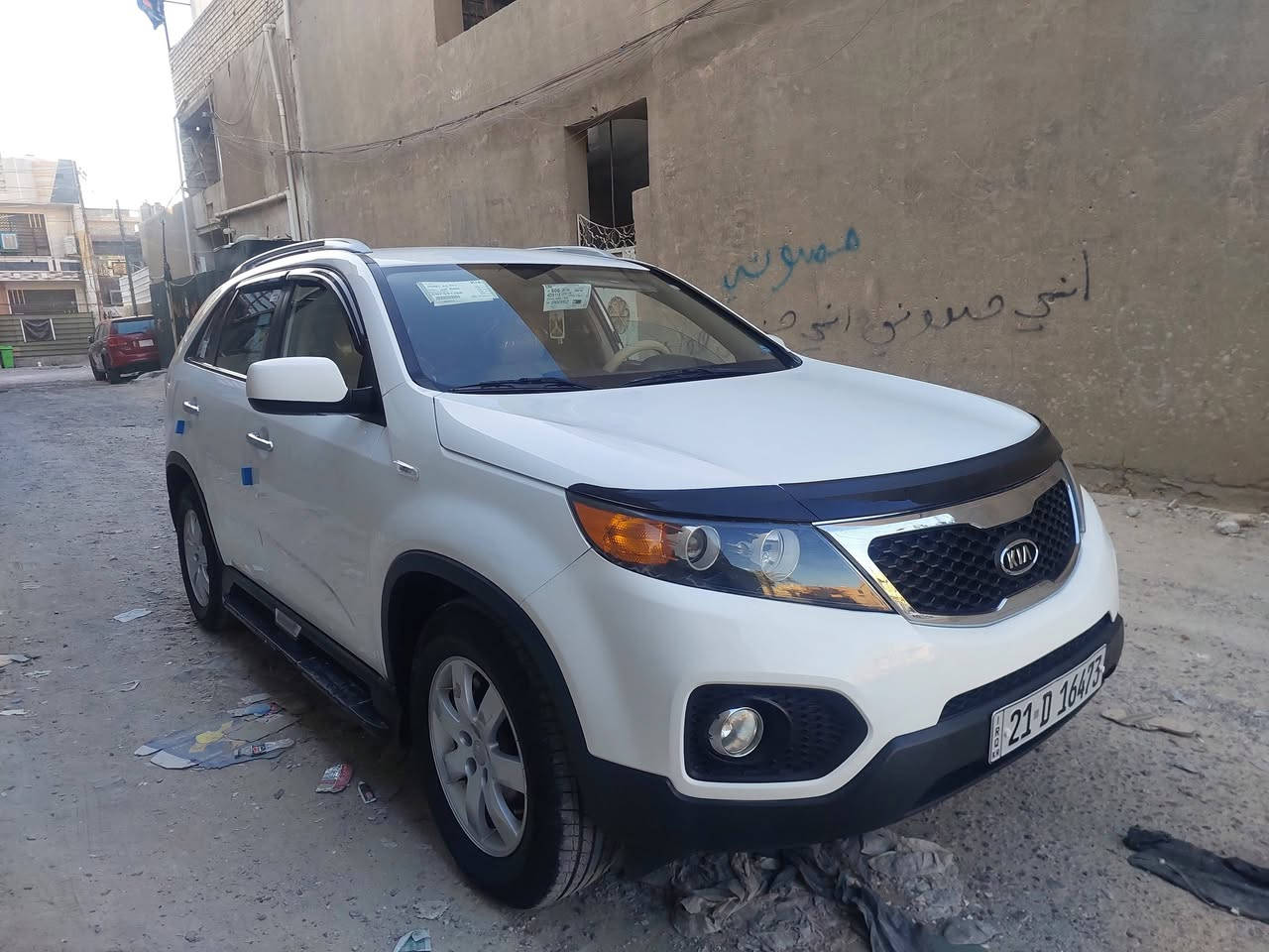 سورنتو 2012 خليجي
محرك 4 سلندر 2400 دوش كفاله عامه 
بيه صبغ بل الباب الايمن الخلفي اثر كرده ربعها نصبغ فقط.. 
تبريد خلفي امامي 
7 راكب داخله كلش جديد
منظومة زنون اصلي اله نهار
شاشه وكامره خلفيه
السياره محرك كير تبريد خير من الله 
تخم تاير قبل اقل بدلتها جديد
السياره جاهزه بفظل الله 
رقمها سليمانيه سنويتها لل28 مساقطه
رقمها جديد انكليزي
السعر ب 118 والله احلى من الصور
مكاني بغداد شهداء البياع
بس الباب الذكرته اثر طخه نحك الصبه صبغت على كده 
وبل العافيه عل الياخذها.. 
***********
