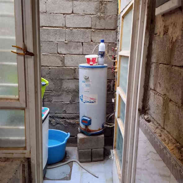 السلام عليكم
يتوفر لدينا دار البيع المساحة 105متر طابو زراعي سند 25 الك حق التصرف العنوان منطقة الدوانم مجاور شرطة الخامسة قرب جامع الفردوس تفاصيل صالة مطبخ عرفة نوم حمام تواليت تواليت خارجي مناور عدد 2 السعر عقار 60 مليون
للاستفسار اتصل ***********
اتصل***********
