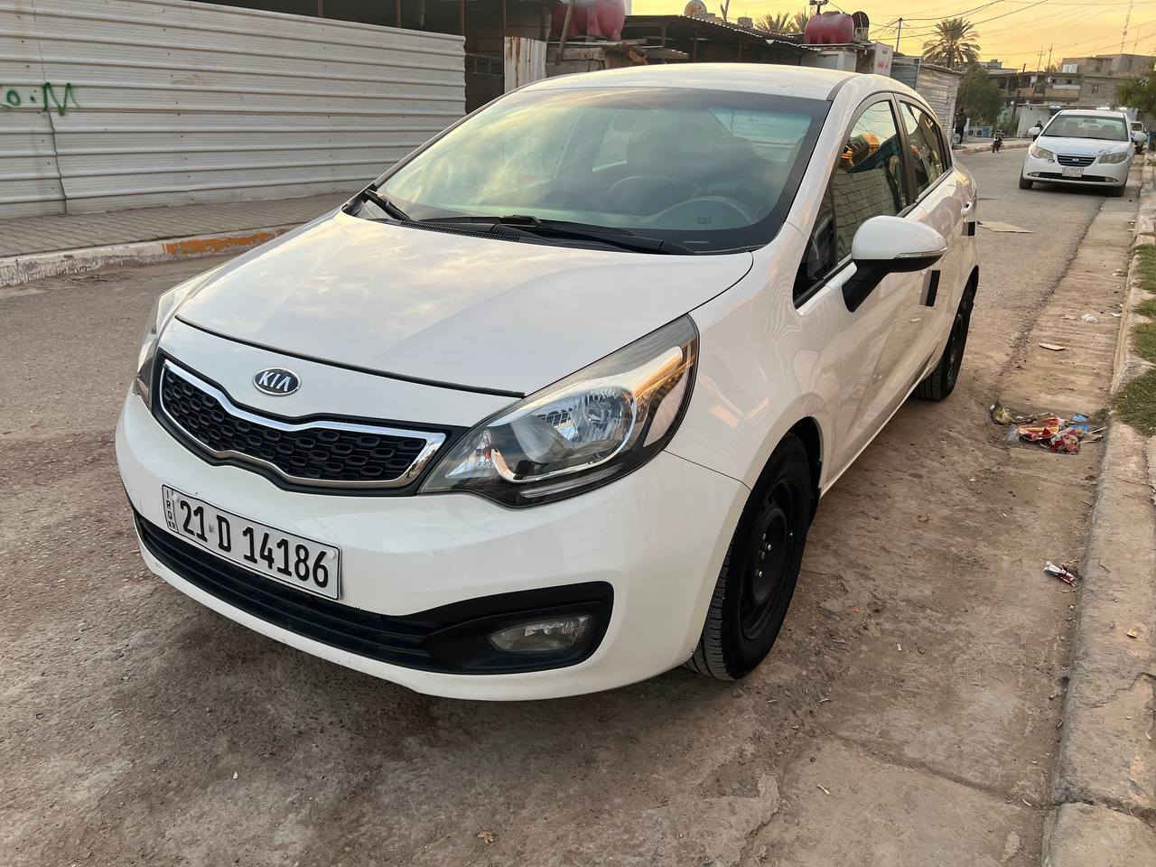 السلام عليكم
كيا ريو ٢٠١٣ خليجي
كفاله عامه من الصبغ والبارد
مكينه وكير ممفتوحه
مكينه قطرتين المرغوب
طخم تاير جديد
شاشه + كامره
اشاير بالمري
كيج حماوه 
رقم دولي الجديد
سنويه ل ٢٧
شرط التحويل
السعر ١٠٧ وبيه مجال
عنوان بغداد الكرخ
الشراي يتصل ***********/***********
