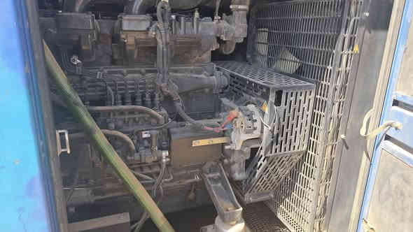 بيع مولد دايو دوزان كاتم اخو الجديد 330kva الاستفسار ***********
