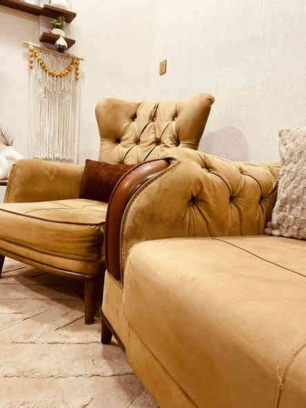 تخم تركي ١٠مقعد مخزن سرير نضيف جدآ 
ثقيل قماش وتر بروف ضد المي 
مستعجيلن على البيع الاستفسار 
الاتصال على الرقم ***********
