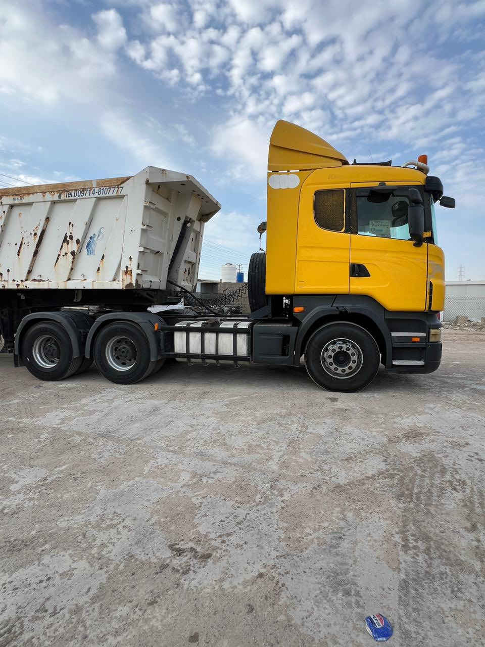 .       .      بسم الله الرحمن الرحيم 

معرض العبيدي لتجارة الشاحنات و المعدات الثقيلة 
نعرض لكم كل ما هو جديد و مميز @ سكانيه 2005مكينه v500 راس بلادي باج. بطن مجموعة ورده 🌹 كير عايدي عربانه امراتيه 2012 جديده كله مكفوله راس وعربانه سعر $5,50بيها مجال ***********عنوانه البصره الزبير معرض العبيدي
