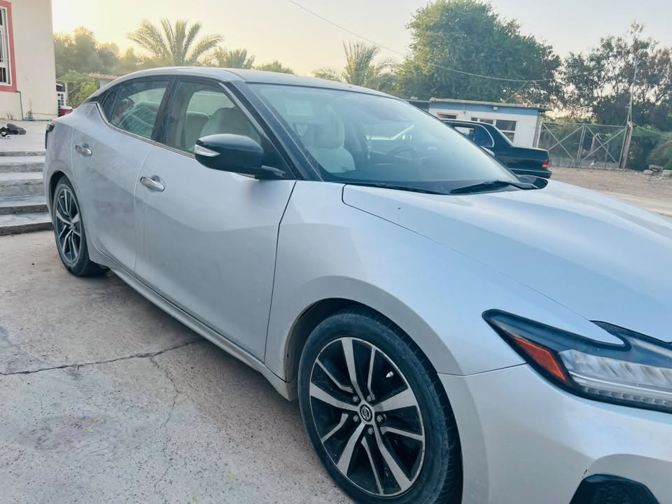 🚗 للبيع: نيسان ماكسيما ٢٠٢٢ SV 🚗
السيارة نظيفة جداً، وهذا مواصفاتها:

🔹 الموديل: ٢٠٢٢

🔹 الفئة: SV

🔹 الممشى: ١٤٨ ألف كم

رقم السليمانية

 صبغ نص باب جهة السائق.

 الدعامية البلادية موجودة ومحفوظة، وهي نظيفة جداً.

 المحرك والكير: بشرط الفحص.

السيارة حيل مرتبة ونظيفة وتستاهل.

📞 للتواصل والاستفسار، يرجى الاتصال على الرقم:

📱 ***********

السعر:- 155$ قفل
