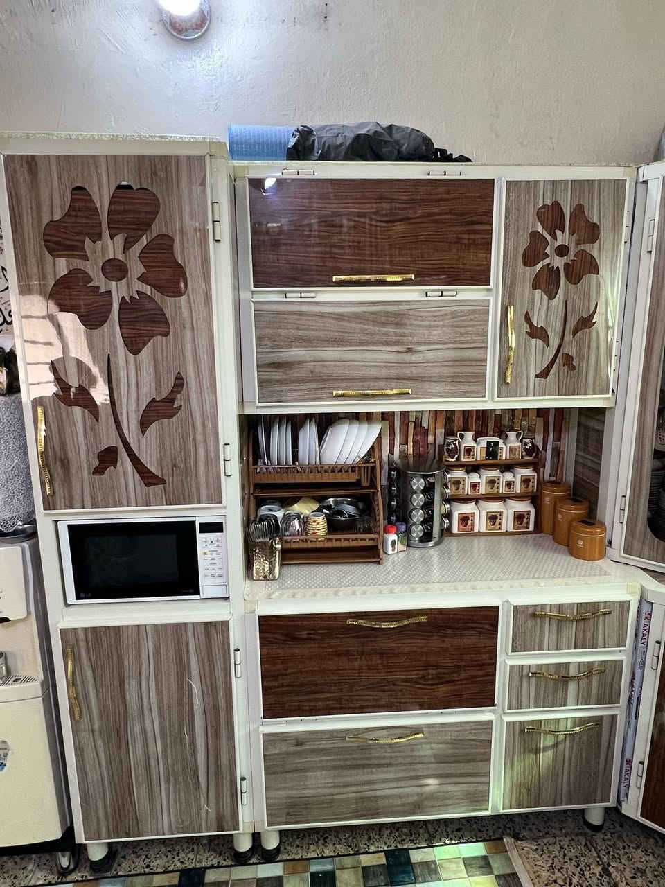 سلام عليكم كاونتر لبيع تفصال درجه اوله السعر 600    وبي مجال ،
العنوان بغداد الحبيبيه - لاتصال ***********
