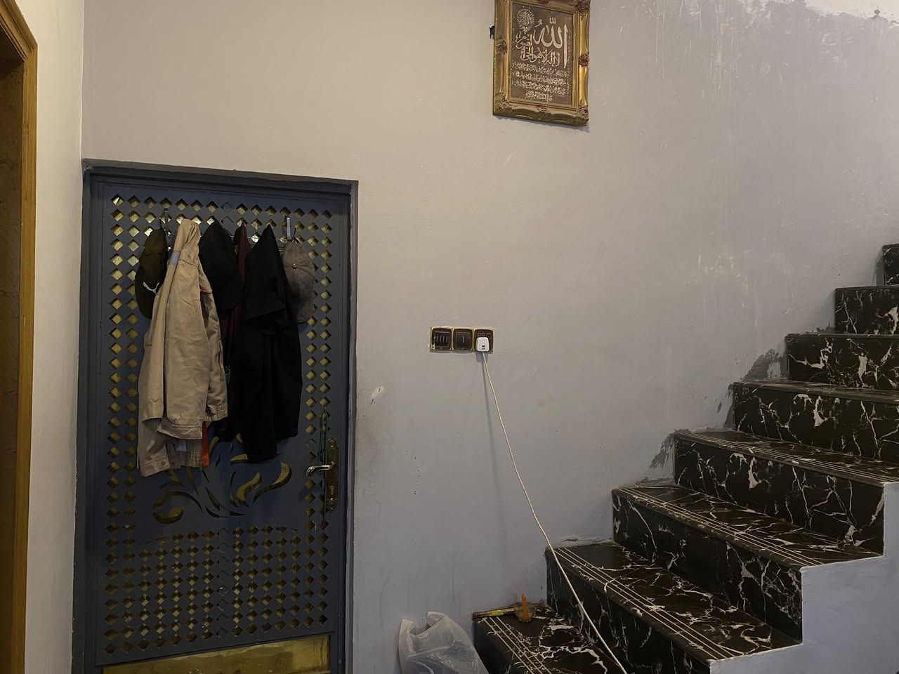 سلام عليكم بيت 100 طابو زراعي 3 غرف طابق العنوان ابو الخصيب شارع داود العاشور مدرسه المروى  سعر البيت 65 وبي مجال *********** فقط واتساب
