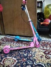 سيارة 6سنين • ريموت • سكوترين