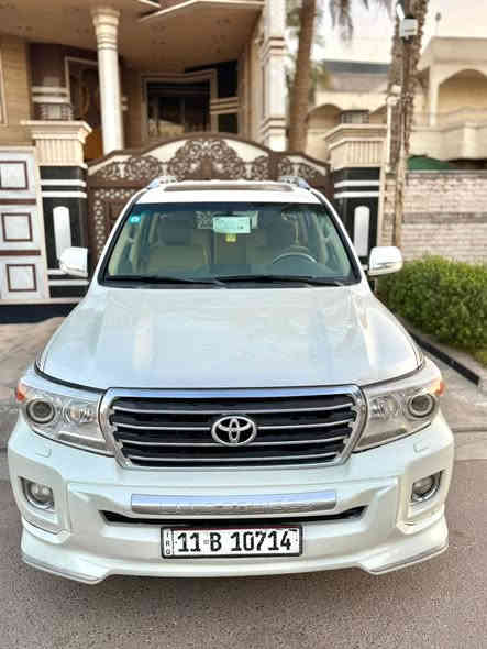 السلام عليكم
لاندكروز 2012 بريم فول مواصفات رقم بغداد باسمي
بيها جاملغ خلفي صبغ فقط بدون دواخل 
محرك 6 سلندر ماشيه 138 كم سياره حاهزه
العنوان بغداد السيديه
السعر 320$
للاستفسار ***********
