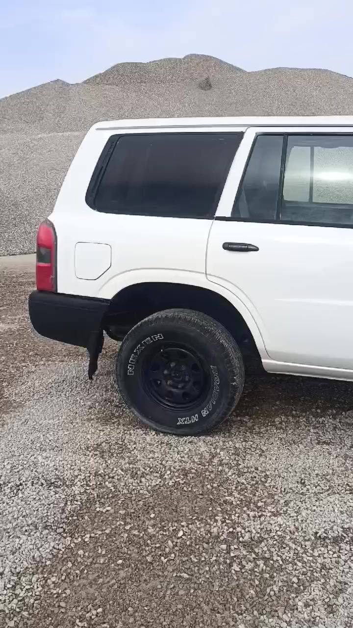 نيسان باترول موديل 2008 مآل مزاد كتاب مزاد موجود سياره جاهزه ابو لمزاد يمي بل كوت كير مكينه اربعه ونص كير عادي كله شغال صبغ جديد شاشه سماعات تيرات نضيفه  ***********
