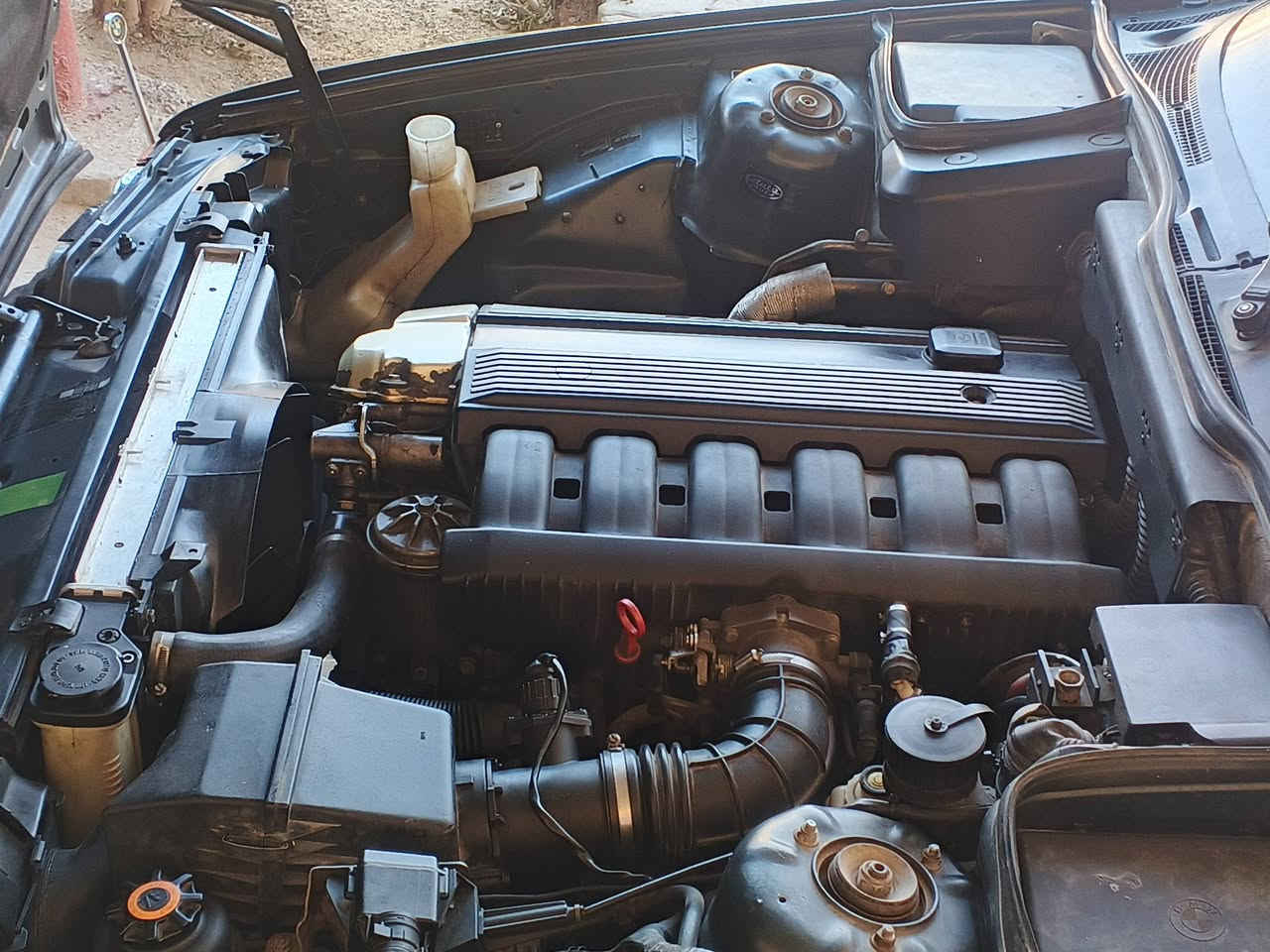 سلام عليكم.. سيارة بي ام دبليو موديل 95 525i بجم عريض لون نفطي كهربائيات سيارة كلها على وضع شركة إدامة كاملة لمنظومة محرك حدادية جديدة تخم تاير جديد ويل كب خلية مطريات شركة اريل جمالية بردة خلفية بانوراما مرايا سائق شغال صفحتين ترايك لزاخو ارجع اكول سيارة شرط فحص تأخذها سويجك وين تريد تأخذها توكل كتلوك سيارة موجود إنارة بديلة بصف جكمجة متوفرة مال شركة مسجل كاميرا خلفية سيارة مال جناي سعر 80 ورقة وبي مجال مكان سيارة بصرة اتصال على رقم ***********
