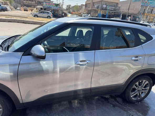 كيا سلتوز 2023  وراد امريكي رقم بغداد بأسمي تحويل مباشر 

الموصفات  

1- تحكمات ستيرن 

2- شاشه متصله ديجتل 

3- رادارات اماميه خلفيه توقف ذاتي 

4- قياده ذاتيه 

5-محرك 2000cc المرغوب 

6-ثلاث وضعيات قياده

الحادث دعاميه وبنيد فقط بدون دواخل  وبدون ايرباك السياره شرط الفحص السياره جديده ونظيفه حيل  

السعر 155 وبيهه  مجال الاستفسار اتصال على رقم صاحب سياره ‭0771 095 0733‬    مكان سياره بغداد بغداد
