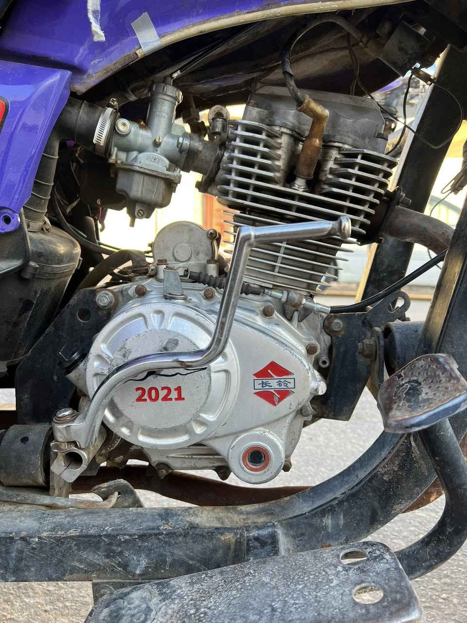 سلام عليكم
ستوتة للبيع مديل 2021 أوراق اصلية  محرك نظيف ركبة مكفولة الستوتة نظيفة كما موضح في الصور مكاني كربلاء السعر 1750 وبيها مجال ***********
