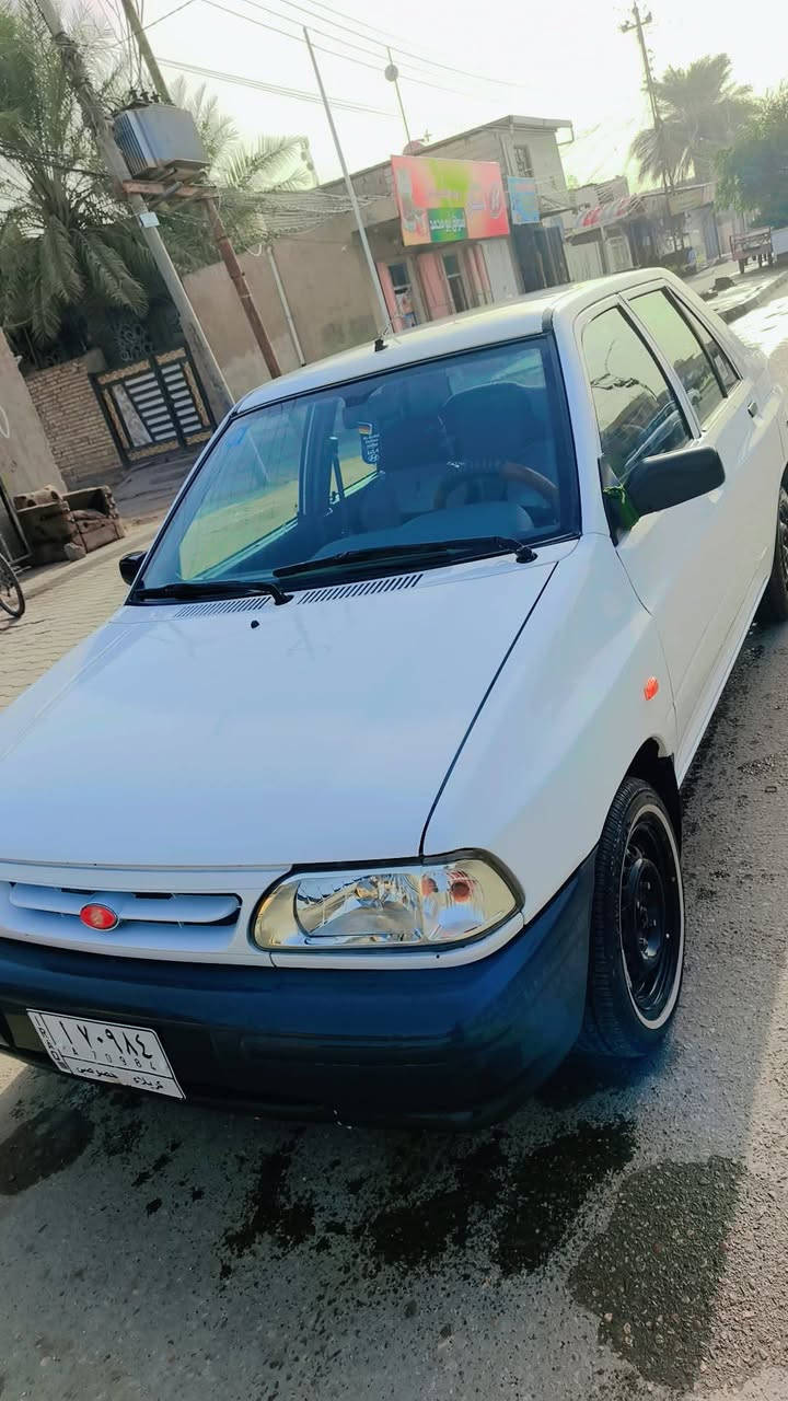 سلام عليكم سايبه. مديل 23 ماشيه 40 الف رقم كربلاء الماني 
كفاله عامه سياره جديده دوشمه و مفروشه كله جديد 
سعر 63 وبيه مجال  النتصال ***********
***********
