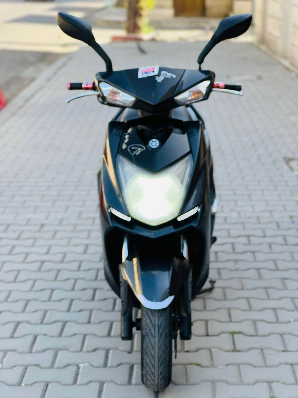 للبيع سكنس لد شمعه حديث  ياباني الاصلي قبق نفخ نوزل خطين ستان كهربائي دراجه جديده مال رمبه مكفوله مكينه ناعمه كفرات اصليه شلعه معدل خير من الله دراجه تتعب تكول جديده مال جناي مكان بغداد الكرخ السعر مليون و400 واللستفسار *********** بغداد, العراق
