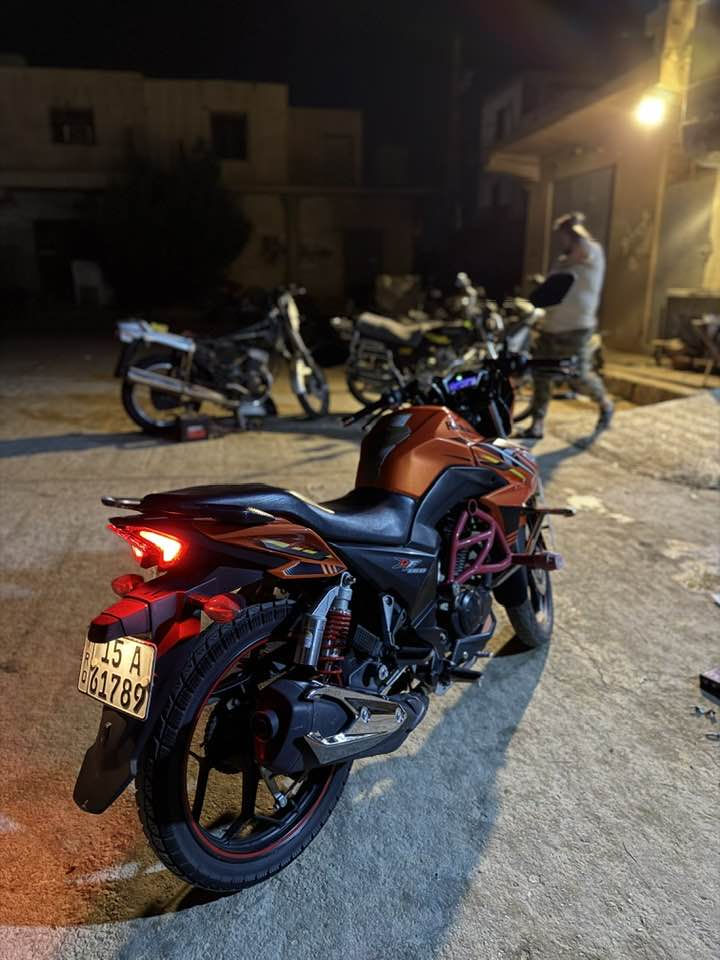 سلام عليكم 
دراجه هوجي DF 
موديل 2021
مسجل وكامل لوحات انكليزي تحويل شوكت ماتريد 
سعر 20 بي مجال 
عنوان الانبار قضاء راوه
مكلف بنشر رقم صاحب دراجه

‭  0781 735 8904‬
