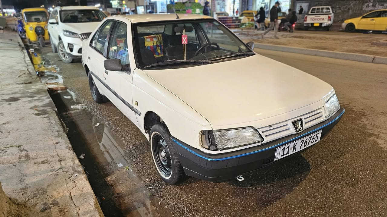 السلام عليكم عندي بيجو روى 2010 خصوصي بسمي تحويل ثاني يوم كفاله عامه من لدعاميه للدعاميه سياره گير يخبل واكسل ياباني وكهربايات  وصدر خلفي امامي   جديد تبريد تتفئه شغال مابيهه كل نقص لسياره مضمومه 4 سنوات ماشيه 172 وهاي سياره شوفت عينك مثل لبصور لعنوان بغداد  
***********
السعر 39 وبيهه مجال
