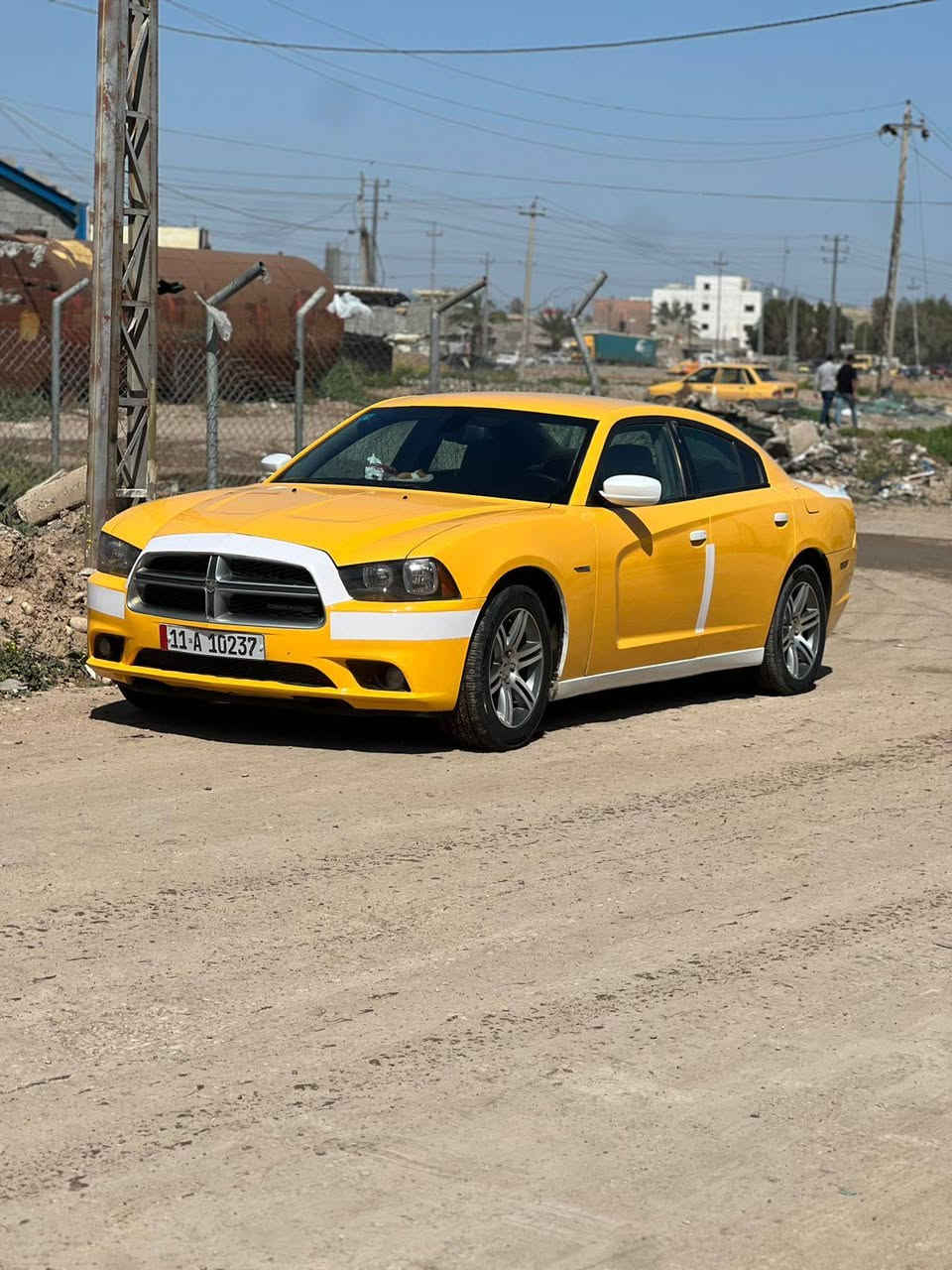 السلام عليكم جارجر ٢٠١٣خليجي رقم بغداد دولي  بدون ضرر بيه سونار المندلاوي فقط بابين جهت العبري اثر خياس السياره جاهزه صدر امامي خلفي جديد كاردن جديد اكسل كير كله جديد بس المكينه بيه نتقيص رقم جديد هزه جديده بسمي السياره  التحويل ثاني يوم خطه شطره بغداد مكاني ديالى بعقوبة السعر ١٥٥وبيه مجال الرقم ***********//***********
