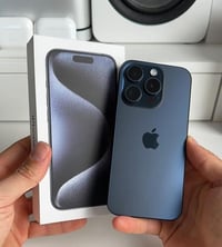 للبيع   15 برو ماكس لون تيتانيوم ذاكره 256 نضافه 100%  الاستفسار 07818...