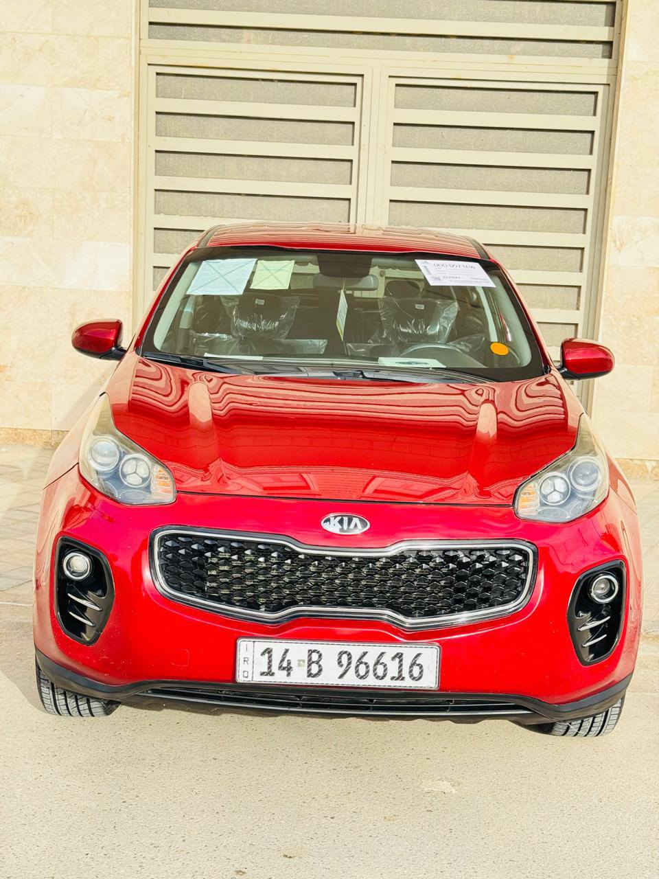 السلام عليكم  سبورتج موديل 2019 وارد امريكي كلين تايتل بدون حادث كفاله عامه داخله تقرير بدون نسبه  رقم بصره الدولي سنويه ولوحات وهزه كله جديد مواصفات نص فول محرك 2400 مكفول ماشيه 60 السياره على وضع الشركه جديده بمعنى الكلمه وجاهزه من جميع النواحي 
العنوان الناصريه مركز المدينه
 الموبايل ***********
السعر 149 وبي مجال
