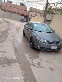السلاعليكم فورتي موديل 2013 بيه 3قطع والباقي مكفول محرك كير خير من الل...