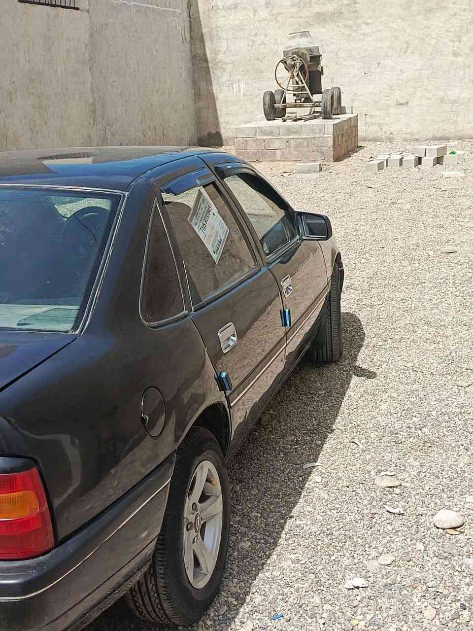 فكترا موديل (91) حجم (18) صبغ جمالي بيها ضربه خفيفه بالجاملغ الخلفي الي ورا الراكب محرك وكير شرط التواير جدد الطخم جديد سياره كلش نضيفه وماناقصها شي السعر (42) ورقه  (***********)
