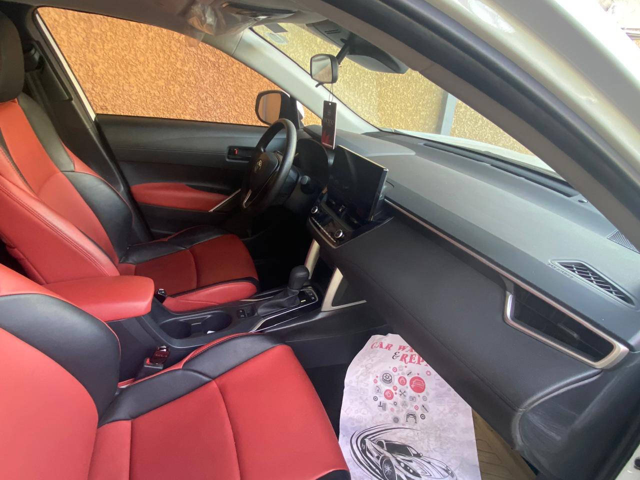 تيوتا فورت لاندر  هايبرد2025
مكفولة كفالة عامة 
ماشيه 9 الف 
جنطة كهرباء وداخل جلد 

وكرسي كهرباء 

سعر   27  مليون 

مكان سيارة زيونة 

***********
