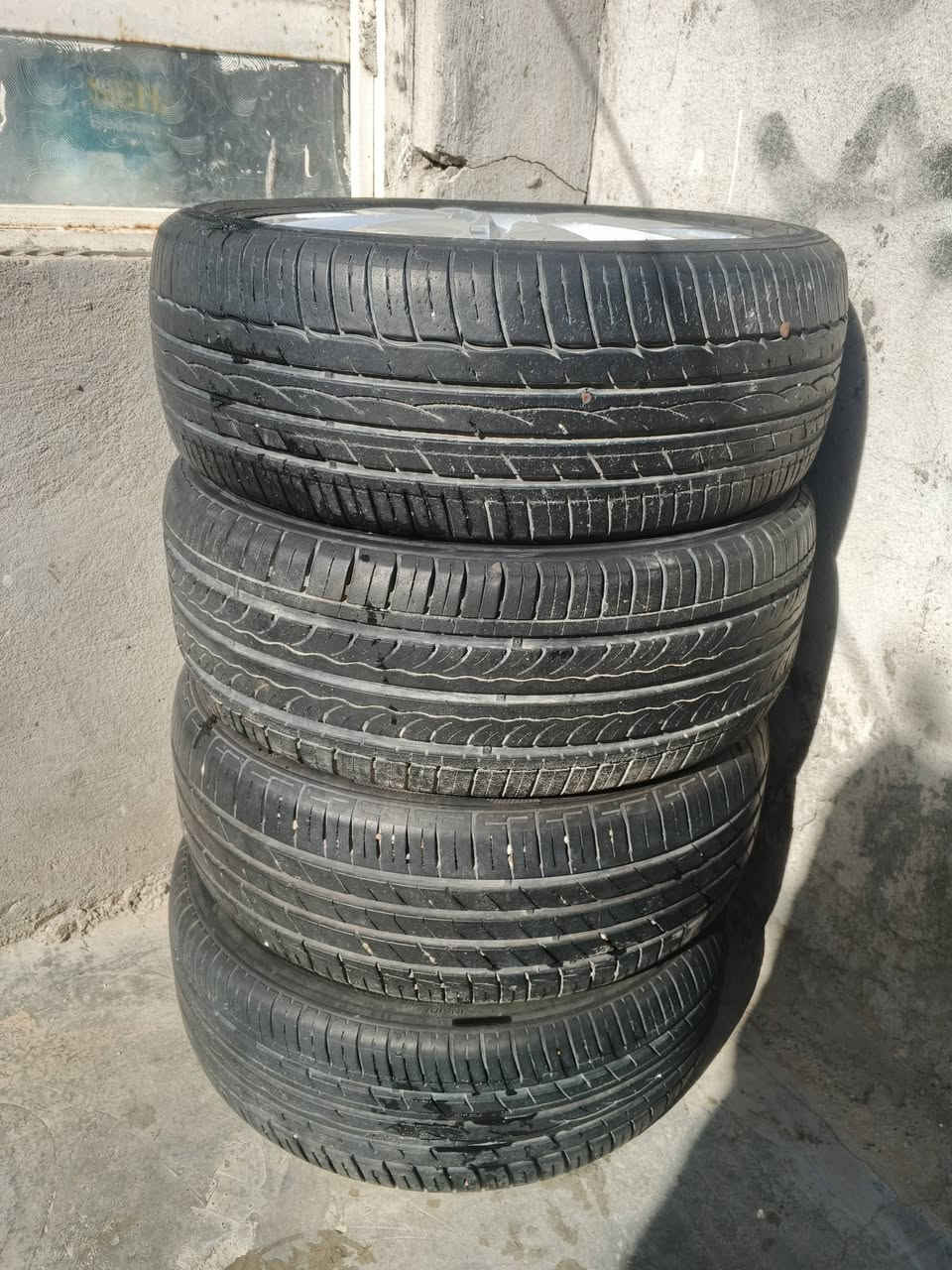 تخم ويل كب اكسنت بلادي زوج تاير نظيف السعر 250 الف وبي مجال ***********
