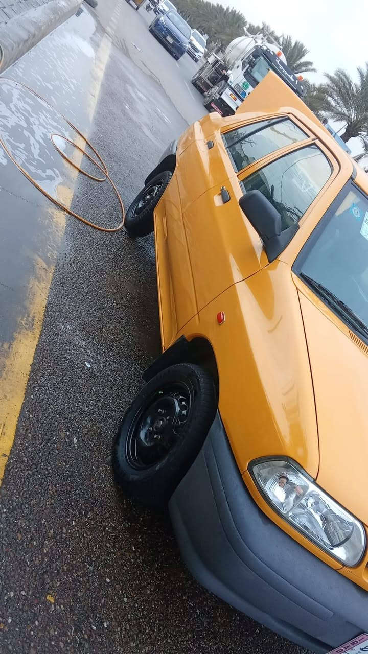 سلام عليكم سايبا للبيع 23كفاله عامه سونار ماشيه70 سبير ما نازل جديده السياره بسمي تحويل ثاني يوم مصفره هيئه  وغرامه العنون بغداد الشعب للاستفسار ***********السعر 66
