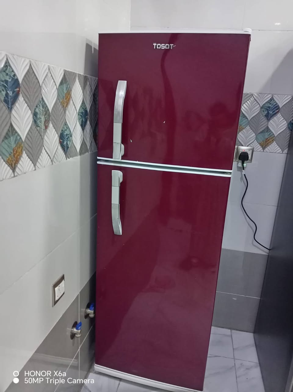 ثلاجه اخت جديده مداخله تصليح مستعمله سنه 250 الف ***********
