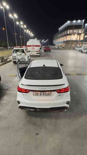 سلام عليكم فورتي جيتي محرك ١٦٠٠ تيربو كير دبل كلج حادثهه بيبان ثنين سونر وصور حادث مرفوقات بل منشور رقم اربيل باسمي مواصفات:
*كشنات جلد مختوم جيتي ومطرز بل احمر 
*بصمه +ترحيب اضاء عند القتراب 
*تشغيل عن بعد 
*جام ينزل بريمون 
*تبريد خلفي 
*تبريد منفصل عن سايق ولراكب 
*بكلايت ولايتات ايل ايدي 
*سستم صوت +دمام
*نشره داخليه بل بيبان ودشبول مختوم عليهه جيتي تدغير من شاشه ١٣ لون 
*شاشه جبيره دتدعم كار بلي واندريد اوتو 
*نقطه عميه بل مرايه 
*رادار مانعم تصام خلفي توقف ذاتي 
*رادار تحديد مسار وتحذير عن خروج عن مسار +توقف
 ذاتي امامي 
*ويلكب حجم ١٨ 
*مرايه تعتيم 
*سايد بريك بصمه 
*اوتو هولد يلزم بريك بل زدحام 
*دبل كزوز صوت رياضي بلادي
*شفتات ستيرن 
سياره فول عده لفتحه مكانهه بغداد الامين ثانيه سعرهه ب١٦٠ وبيهه مجال اومراوس بتيسلا مودل ثري واتساب  *********** ممتواجد عل ماسنجر
