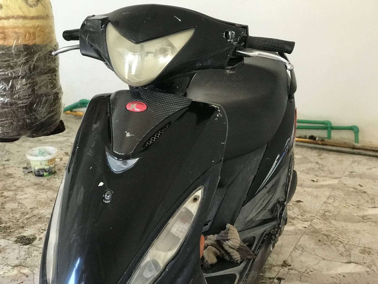 السلام عليكم ورحمة الله اخوان دراجه كامكو g4 دراجه نكرة سلف دراجه ماشية امورهة سعرهة 450 والشراي بي خير ويدلل


**إذا كنت صاحب هذا الإعلان وتريد حذفه لأي سبب، رجاءا أرسل رسالة إلى الدعم الفني**