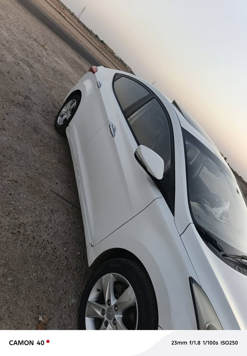 السلام عليكم
الانترا أدوات أدوات كصه جنطه 
فول مواصافات
 جلد فتحه تحكم ستيرن شاشه كامرا  مضخمات 
متوم أرقام وسنويه بغداد ويه الشاصي سنويه عضم عاج  مكينه ١٨٠٠
كير مكينه حداديه باكيت 
تبريد ثلج 
طخم تاير 
مكانها ناصريه 
السعر ٤٧ وبيها مجال 
مواصفاتها مكتوبه تعجبك خابر ما تعجبك اعبر المنشور الله يرحم والديك  سياره جديده حيل مال جناي 
للاتصال ***********
