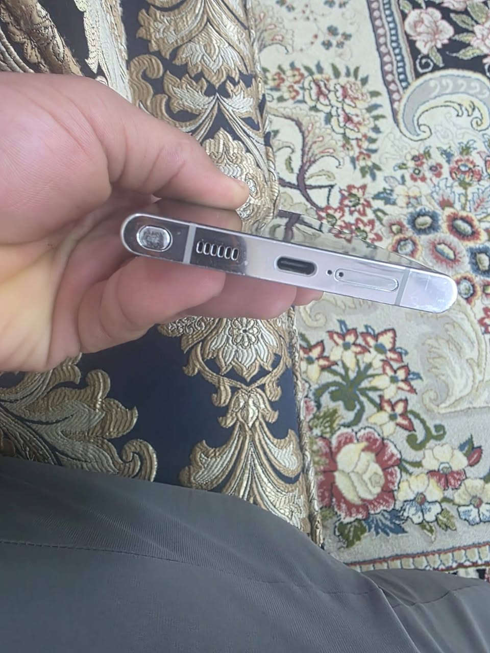 اس 22 التراء للبيع ذاكره 128 مبدل ضهر اصلي عنواني بغداد كاضميه جكوك
***********
