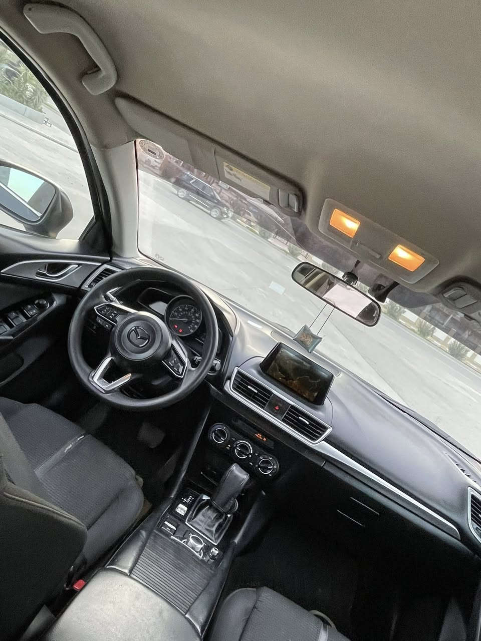 مازدا زووم 3
موديل 2017 
فول مواسةفات تةنها سلايد نيية
نرخي ٩٤ گةلاو كةميك مةعامةلة 
لةسليمانيم بوو بةيوةندي كردن 
***********

***********
سةنةوي تازةية تا 2029 رةقةمي تازةية
گير ئتوو ماتيك...گير عادي....بصمة....حاسة....كاميرا...
شاشة....تحديد سورعة....سوكان فوليوم و تةلةفون..
5 و منيل كةب شةريكة.....كامل لايت زينون....
راداري لاتةنيشت...دوكمةي دزة خليسك...ئاوينة ئيشارات..
دوگمةي سبورت...بريك بةصمة....
گيروو مةكينةي بةشةرت نةكراوةتةوة
تةحويل غرامة بةشةرت...وةكالة بشرت ساحيب سةنةوي خومانين.....تبريد بشرت...گةرمي بشرت....كارةباهي هةموي مةزبوتة....تةنها 2 درگاي بوياخة بيشوو پشتي كةبسة رةسمي سونةريم داناوة
رةقم شانسيم داناوة ...مالي دوستة ..تايةي تازة..باتري تازة
