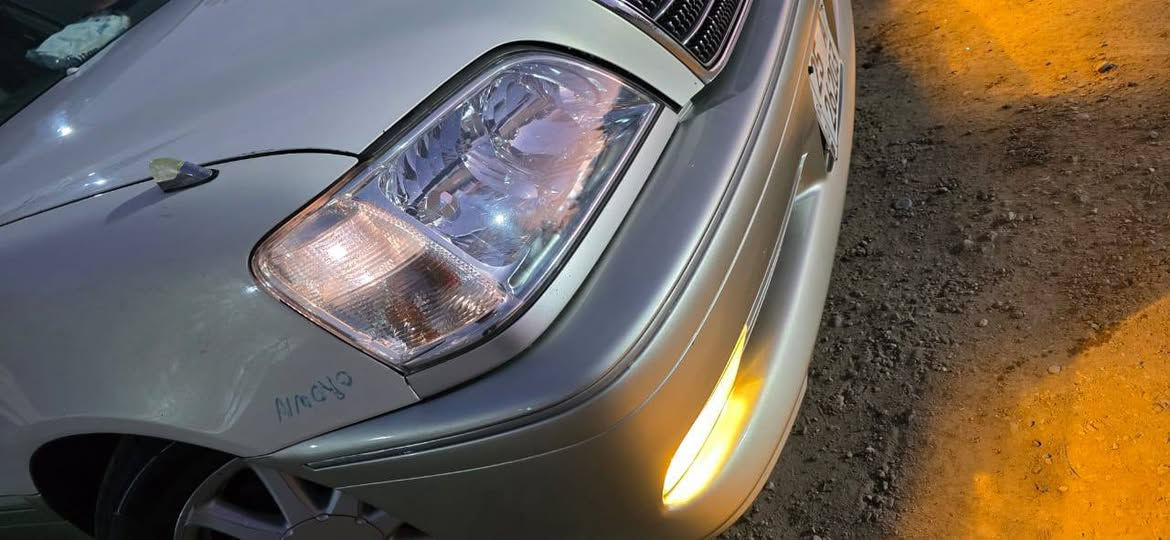 سيارة ملكة أصولية مكفولة اصوليات وعيب الشرعي ونقل جثة السيارة رقم انكليزي كركوك عندي وكالة عامة بأسمي تحويل ثاني يوم مشروع وطني مكينة ففتي وكير وتبريد وتدفئة كله جديد طخم تاير اربع كشنات كهربائي بردة خلفية السيارة بالحقيقة احلى من الصور مكان ناصرية سوق الشيوخ رجاءا المايعجبه لايكسر بالسعر غير متواجد على الفيس السعر 135وبية مجال قليل رقم الهاتف ***********
