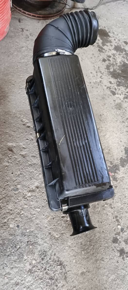 السلام عليكم أغراض BMW 535
ارفلو حجم 35/30 يرهم شرط الشغل سعر 125
دبه مال ماي راديتر اصليه مو تجاري  سعر 35
ريشه كامله مع الاكلج  40
 تخم وايرات + قبغ ديلكو 35 أصلي  سعر 70 شرط الشغل
قواكد حديد مال تكوه الرأس  كشن الخلفي سعر 30الف 
 جوزه اويلبم مال دهن اصليه سعر 20الف شرط
شوته حجم 735///535     اثنينهم يرهم كامله مع الجوين سعرها 35الف 
كنديسه مال ابريك هيه والدبو كامله شرط الشغل سعرها 45الف 
قبغات  إلي اصير جوه الماسحات مال 500 كلش انضاف سعرهن 25الف 
 افجوج مال ابريك سعر الزوج 25الف يرهم 500 عام ويرهم 700 
افلنجات ابريك أمامي يرهم 500///700 سعر الزوج 40الف حيل انضاف
اجويتر كامل مع تي بي إس  شرط الشغل  سعرها 35الف 
      الاستفسار الاتصال على ***********
