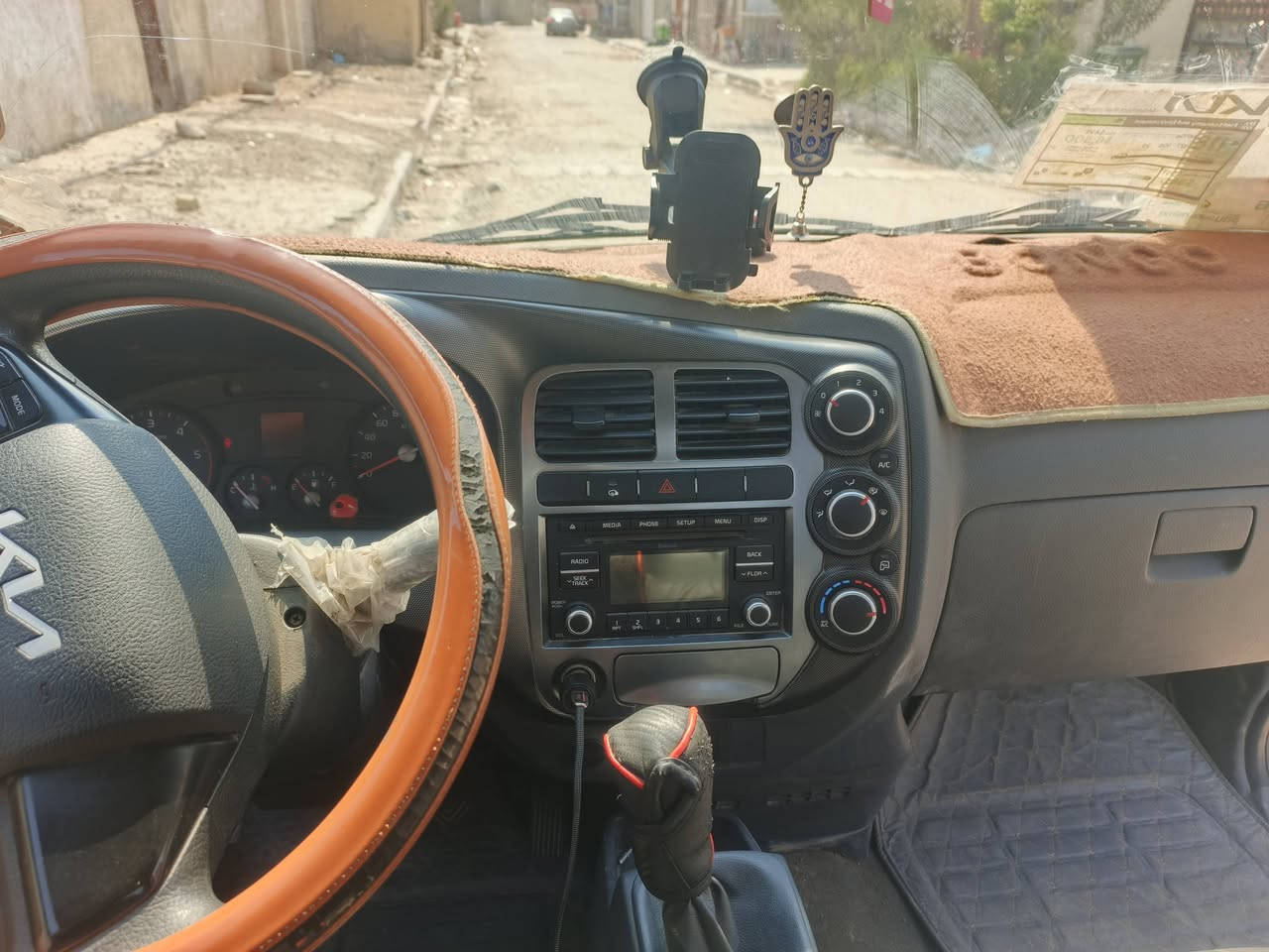 سلام عليكم كيه بنكو موديل 2022
سياره مكفوله من كلشي رقم بغداد بسمي
ماشيه 50 الف مكاني بغداد الشعله 
السعر 135 وبيها مجال 
اتصال ***********
