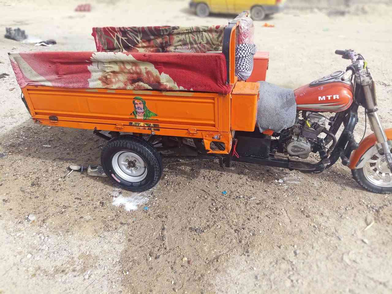 سلام عليكم ستوته اوراق نضيفه السعر مليون 400 بيها مجال المكان البصره الزبير ***********
