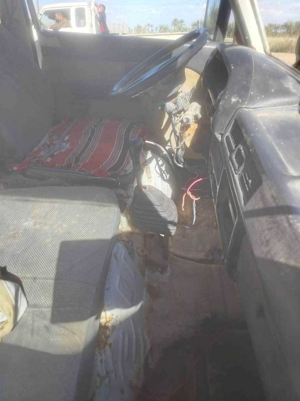 سلام عليكم  سيارةللبيع
هوندى موديل94 رقم بغداد مشروع وطني السعر٣٠ وبيه مجال الاتصال ***********
