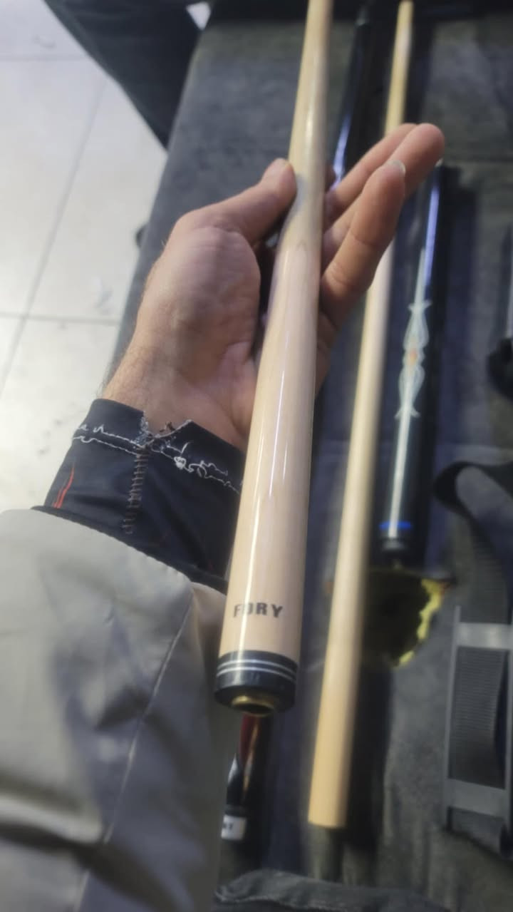 السلام عليكم عندي هاذا كيوب لعب وكيوب جام وجنطه +كف+جوك عده كامله السعر خاص موجود عل فيس وهاذا رقمي *********** تب مال كيوب اصلي كاموي كيوب فوري
