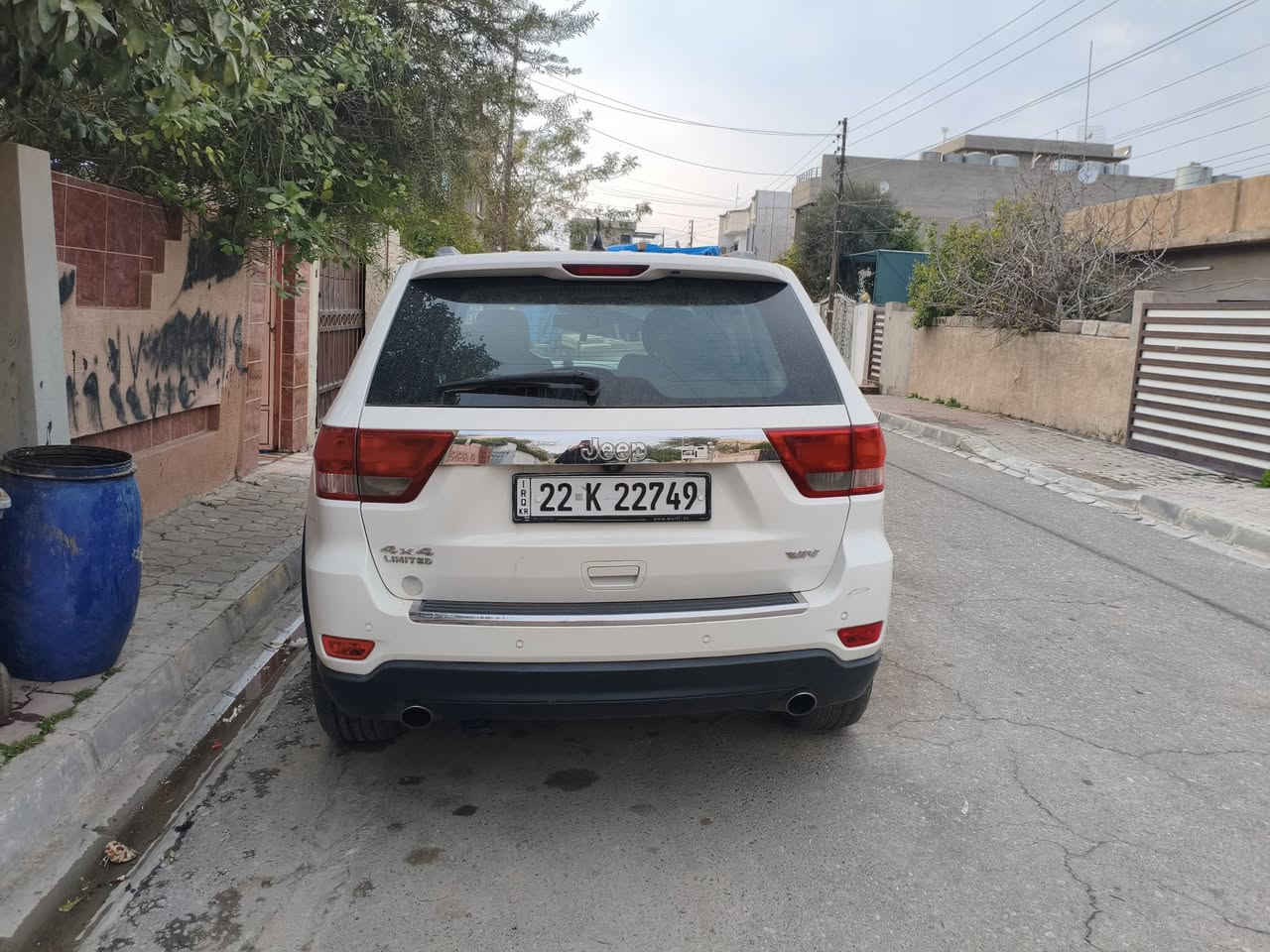 السلام عليكم  سياره خير من الله فول موصفات جيب شروكي خليجي 8سندر   بانزين عادي انسى دوانز  سياره مال بيت مجرد للمكتب اروح وارجع للبيت جنطه كهربائي  كشن جلد تدفئه واسترين تدفه كشن كهربئي  خزن يعني من تصعد يتقدم تنزل يرجع  لونها كلش حلو داخل السياره كلش يخبل عنواني كركوك السعر عل الخاص رقمي اسيا ***********رقمي زين ‭0783 296 8198‬ السيارة بسمي وشرط❤️ملاحظه صرف بانزين اقل من 6 انطيك بشرط
