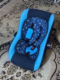 كرسي سيارة • أطفال • جديد