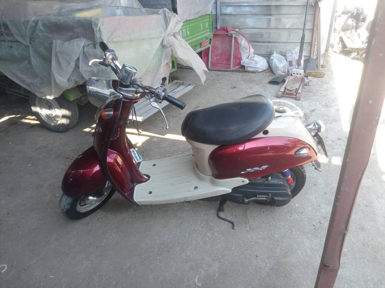 السلام عليكم كلاسك نثيه جديده نقص باتري فقط السعر ٣٠٠ وبيها مجال بسيط السكن البنوك ل


**إذا كنت صاحب هذا الإعلان وتريد حذفه لأي سبب، رجاءا أرسل رسالة إلى الدعم الفني**