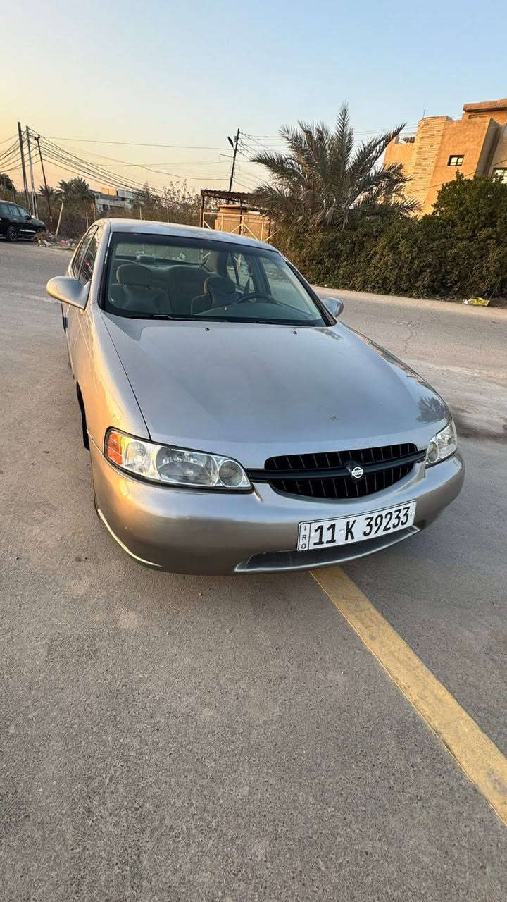 سلام عليكم متاح للبيع
سيارة نيسان التيما مديل 2000 ياباني اصلي اربعة سلندر كير اوتو 
مكينة وكير جديد تبريد ثلج بعز الصيف صدر جديد 
غرفة نضيفة جداً 
السيارة جاهزة وما بيها اي نقص 
بيها شاشة وكامرة وسستم صوت رهيب تخم تاير قبل فترة مبدلة وباتري جديد السيارة تكم لغود شواصي وحوض وقمارة مكفولة كفالة عامة السيارة بيها صبغ كم قطعة جمالية فقط ابيع احزام بحكم العمر السيارة نضيفة جدا وبالعافية لتصير من نصيبة 
السيارة رقم بغداد الجديد وهزة جديده باسمي وشرط التحويل 
مكاني بغداد الكرخ والسعر 49 وبيها مجال بسيط أن شاء الله
***********
