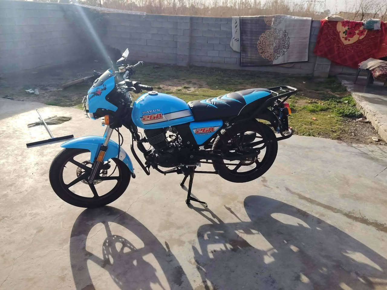 سلام عليكم ورحمة الله وبركاته دراجات ثنينهن للبيع موديل 23 رقم واسط ثنينهن مكان واسط العزيزية 
***********
***********
